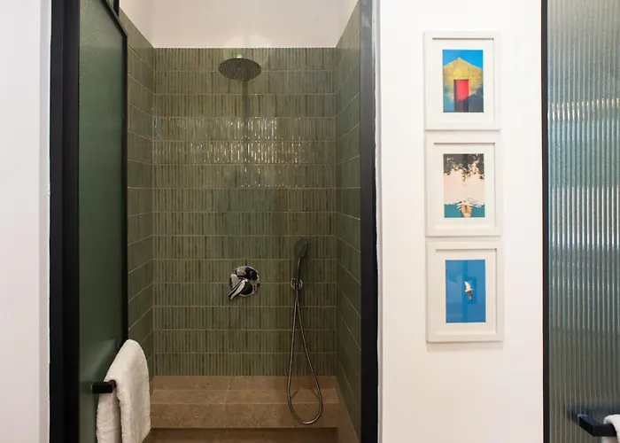 Clementine's House *